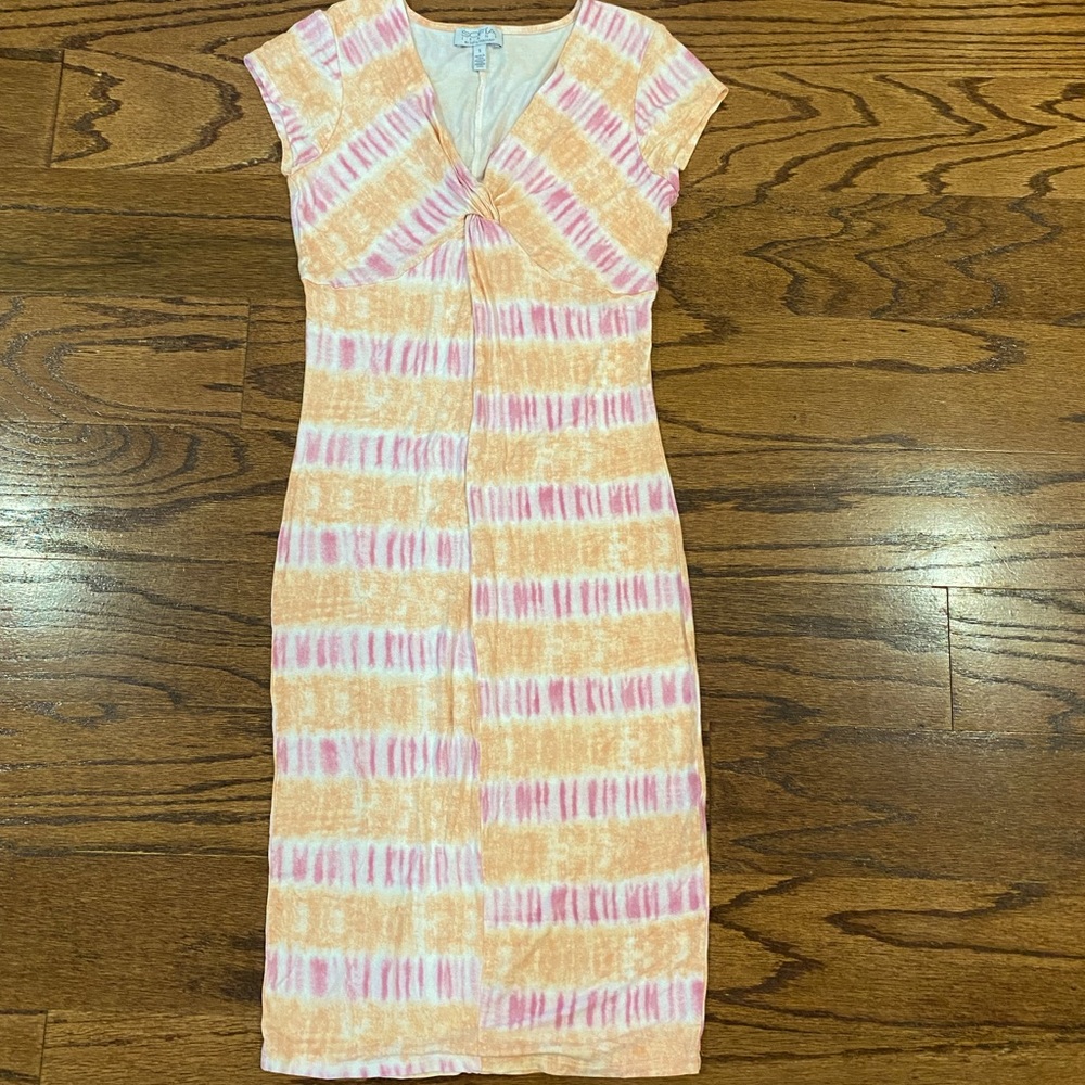 Small dress  from Sofia Jeans by Sofia Vergara